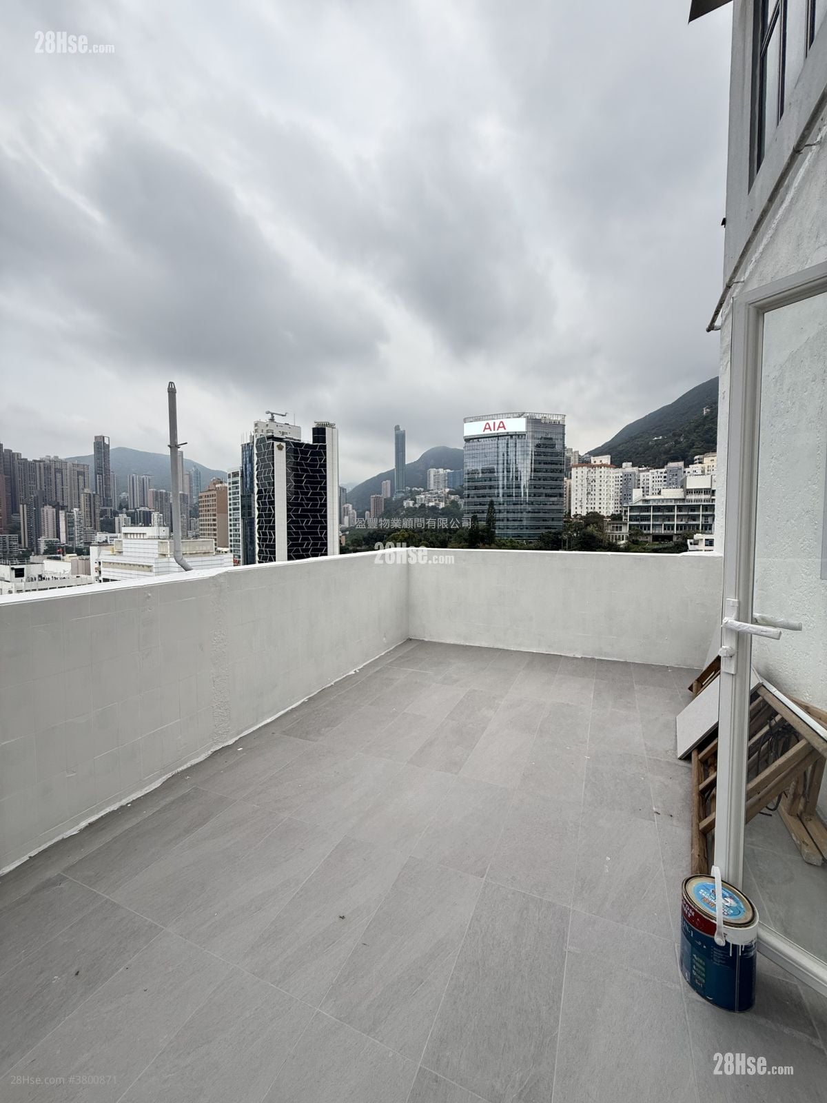 Wah To Building Sell 3 Bedrooms , 1 Bathroom 492 ft²