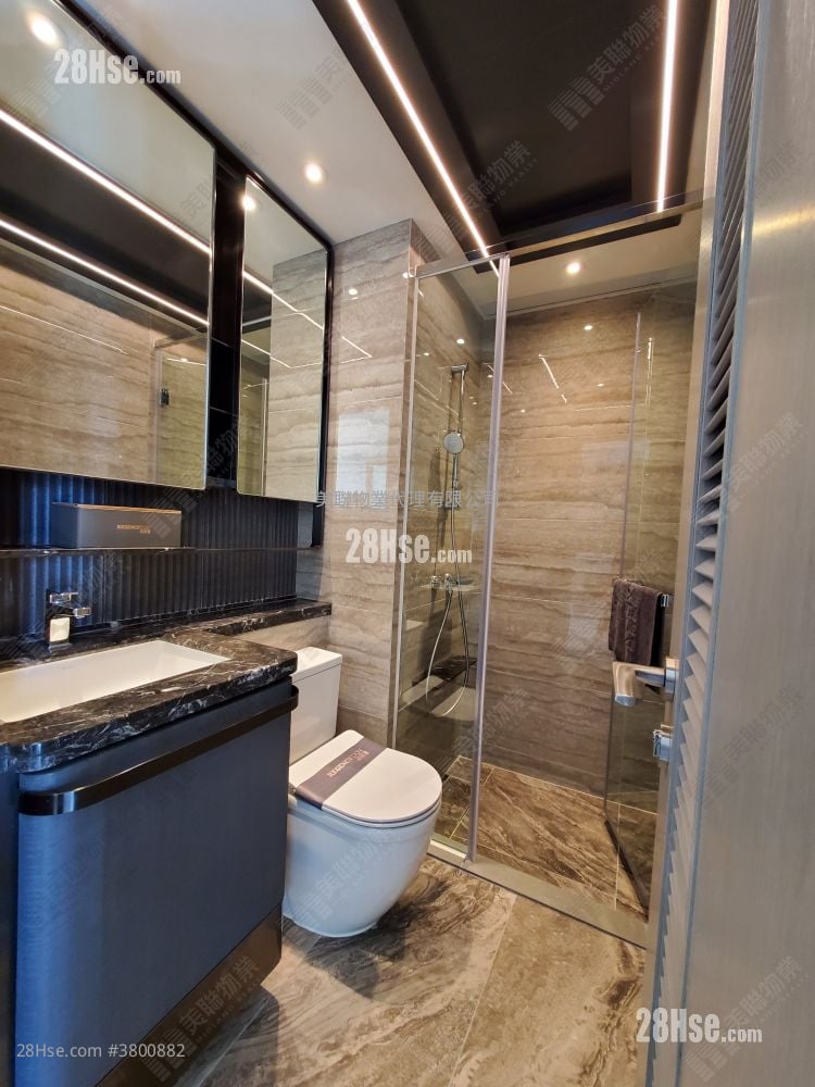 Regency Bay Rental 2 Bedrooms , 1 Bathroom 433 ft²