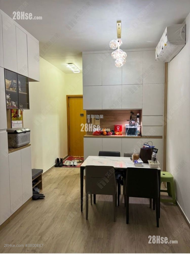 名逸居 售盘 2 房 527 平方尺