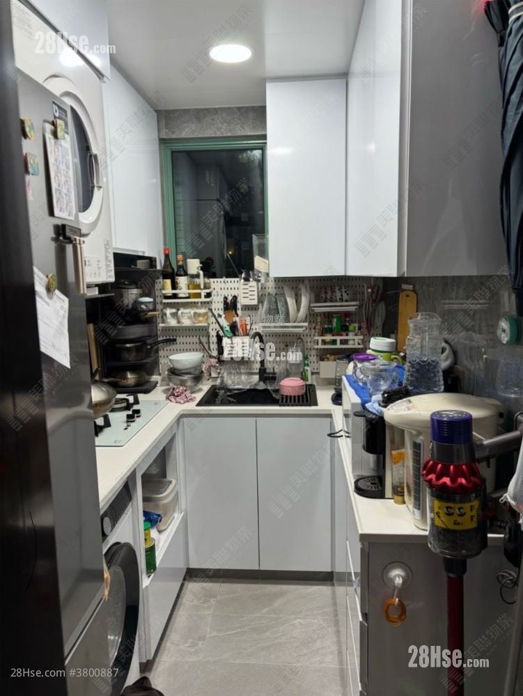 名逸居 售盘 2 房 527 平方尺