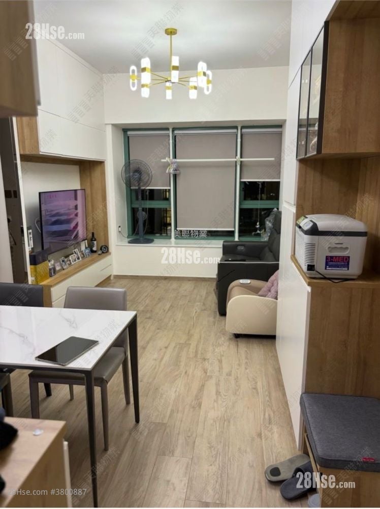 名逸居 售盘 2 房 527 平方尺