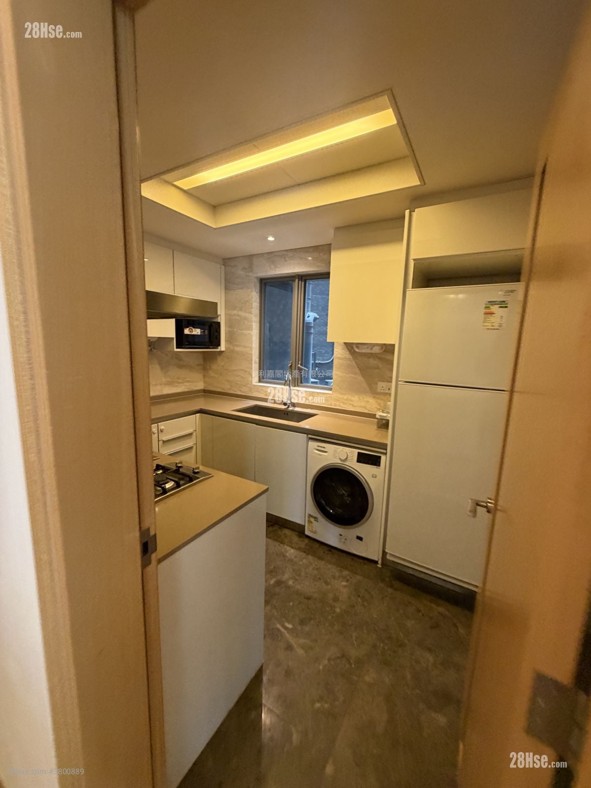 Grand Austin 租盘 3 房 , 2 浴室 889 平方尺