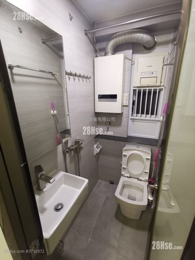 Cheong Yue Mansion Rental 2 Bedrooms , 1 Bathroom 267 ft²