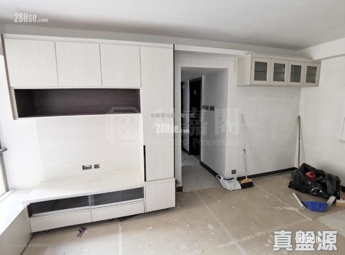 富泽花园 租盘 3 房 , 2 浴室 738 平方尺