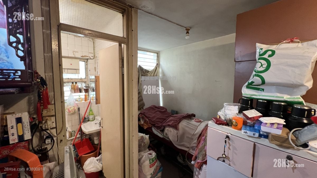 东头(二)邨 售盘 开放式间隔 , 1 浴室 241 平方尺