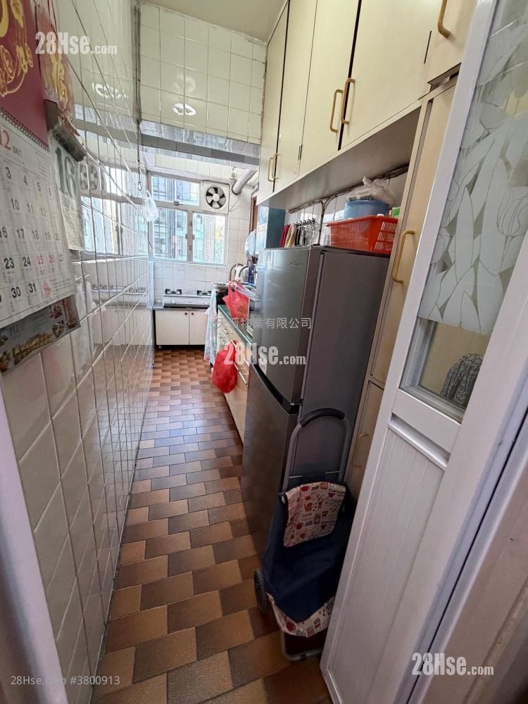 利高大厦 售盘 2 房 , 1 浴室 493 平方尺