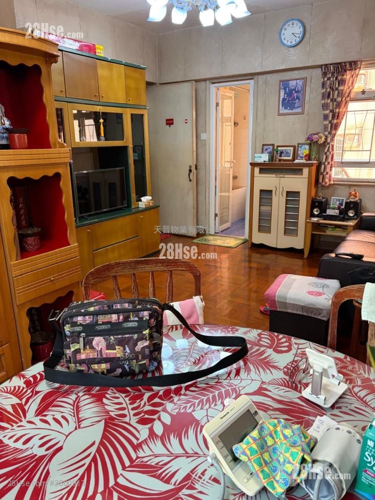 利高大厦 售盘 2 房 , 1 浴室 493 平方尺