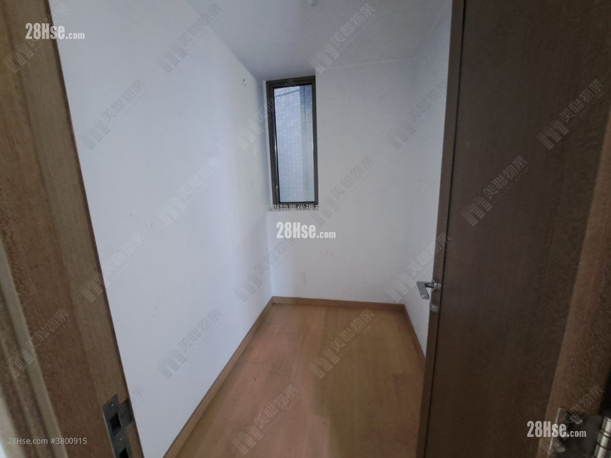 The Austin 租盘 3 房 , 2 浴室 890 平方尺