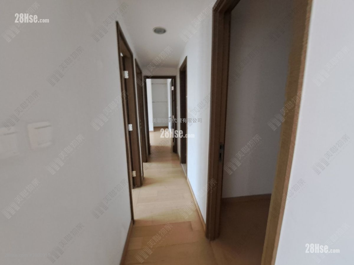 The Austin 租盘 3 房 , 2 浴室 890 平方尺