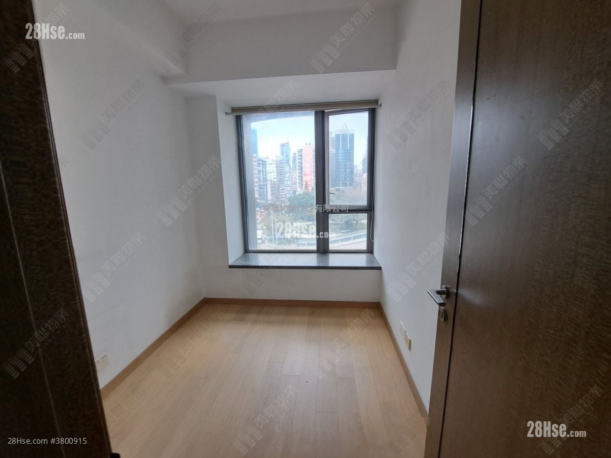 The Austin 租盘 3 房 , 2 浴室 890 平方尺