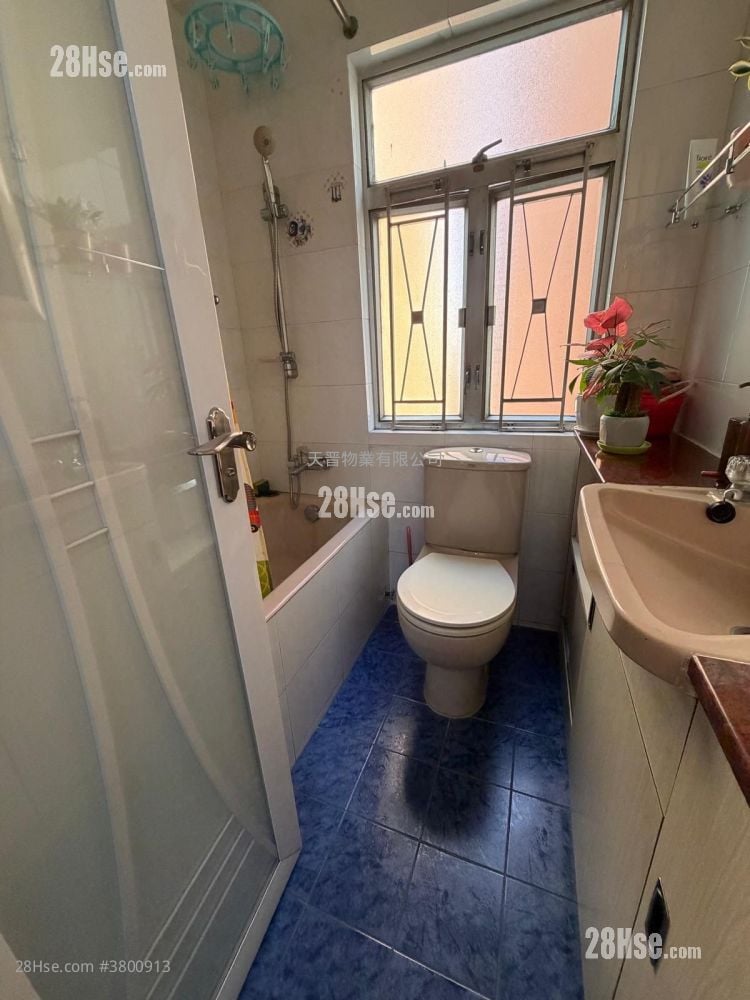 利高大厦 售盘 2 房 , 1 浴室 493 平方尺