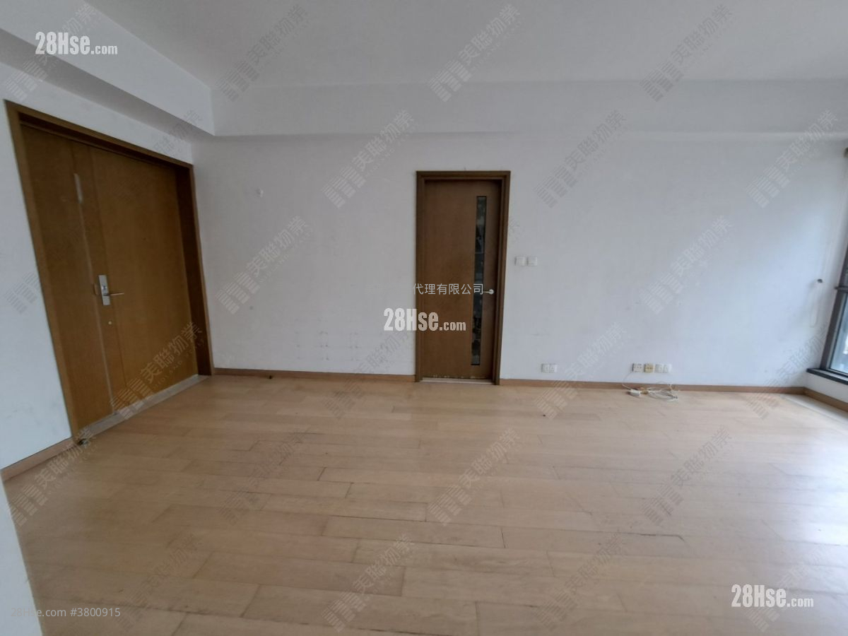 The Austin 租盘 3 房 , 2 浴室 890 平方尺