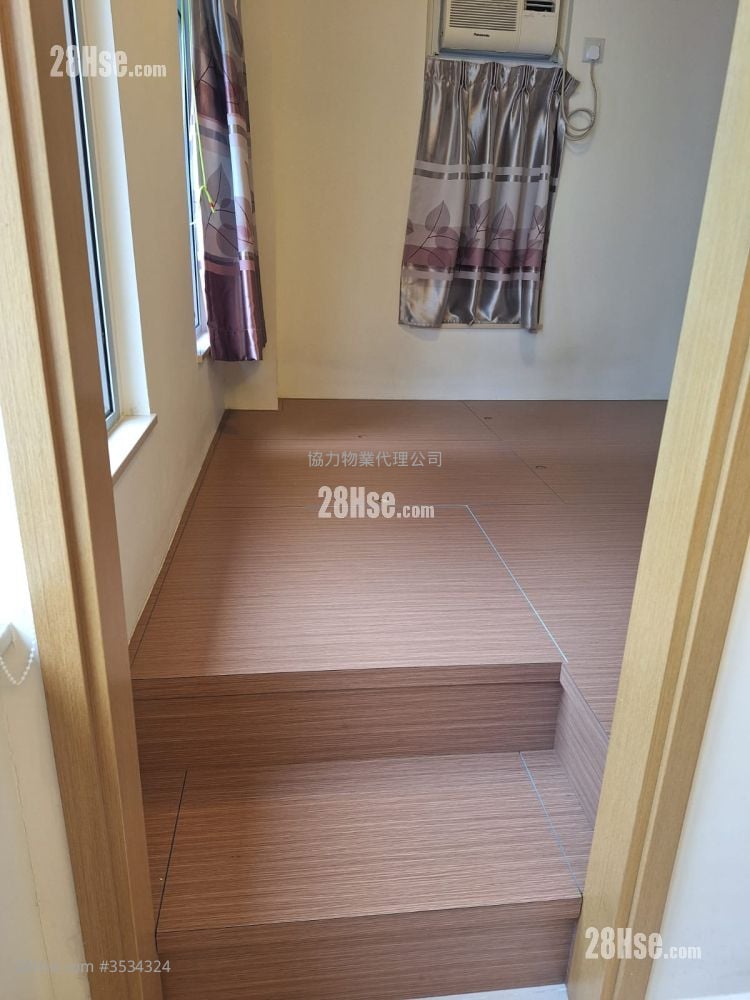 Nam Cheong Commercial Building Sell 1 Bedroom , 1 Bathroom 357 ft²