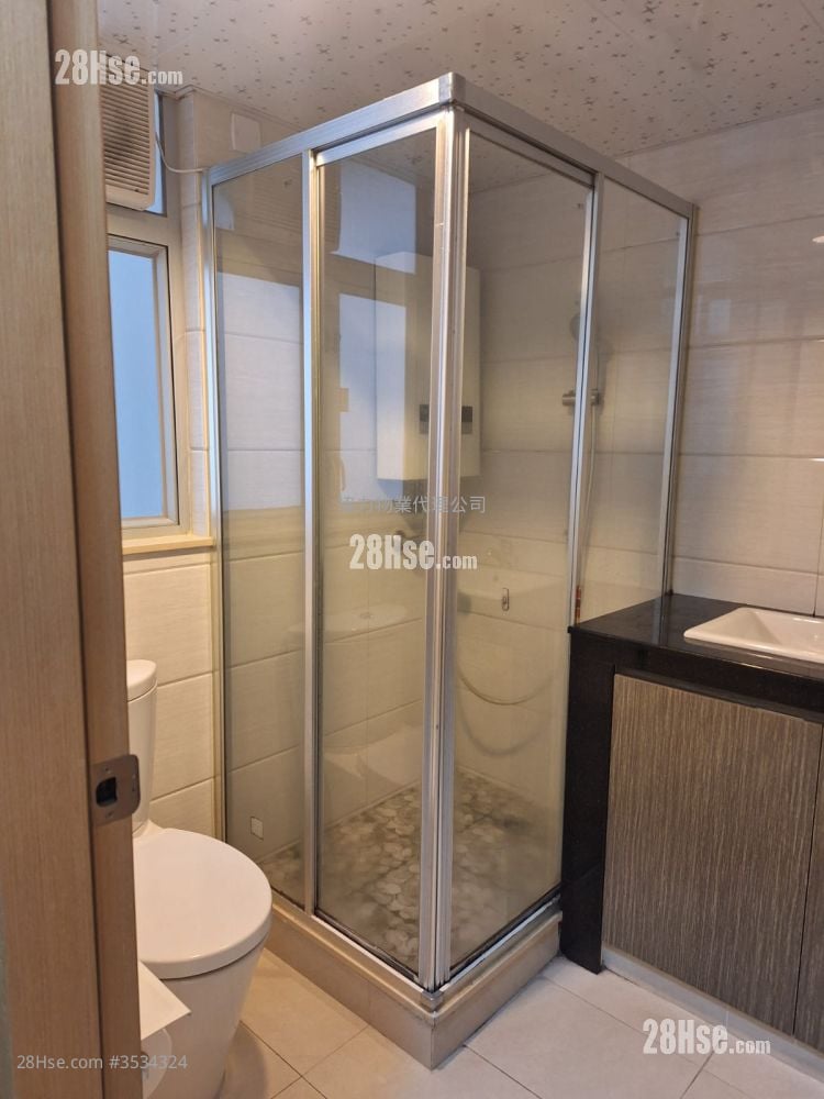 Nam Cheong Commercial Building Sell 1 Bedroom , 1 Bathroom 357 ft²