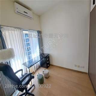 自用投資收租 馬鞍山世紀21奇豐>搵樓熱線：Jimmy 竇生63460809  東北4房, 2廳