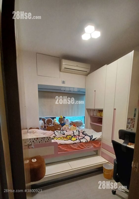 Mount Haven Sell 3 Bedrooms , 2 Bathrooms 755 ft²