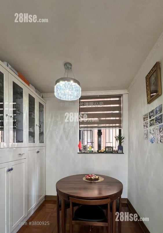 Park Belvedere Sell 2 Bedrooms , 1 Bathroom 475 ft²