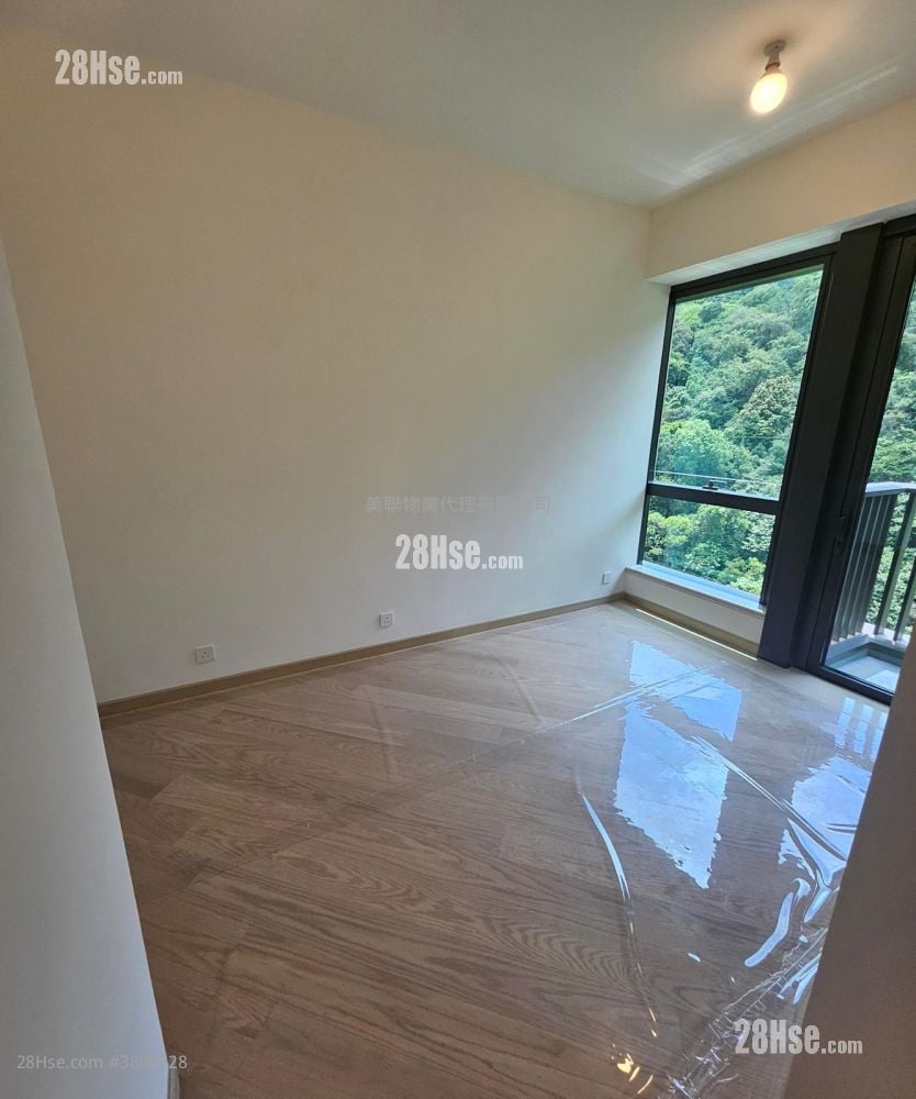 Beacon Peak 租盘 768 平方尺