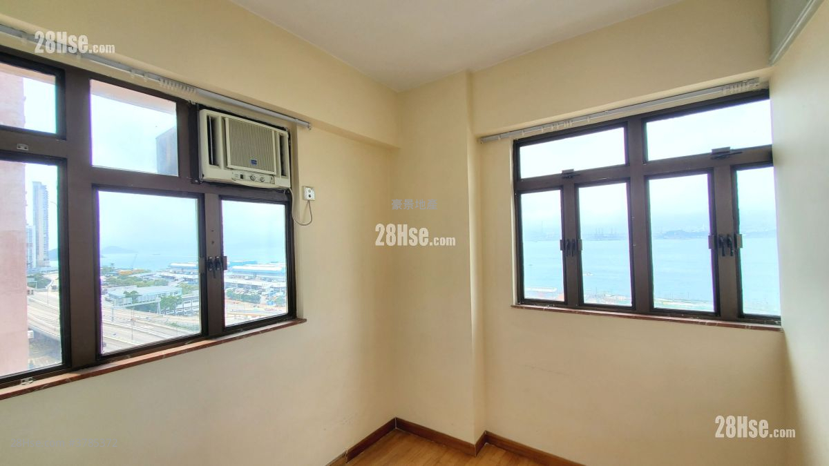 Kwan Yick Building Phase 3 Sell 2 Bedrooms , 1 Bathroom 393 ft²