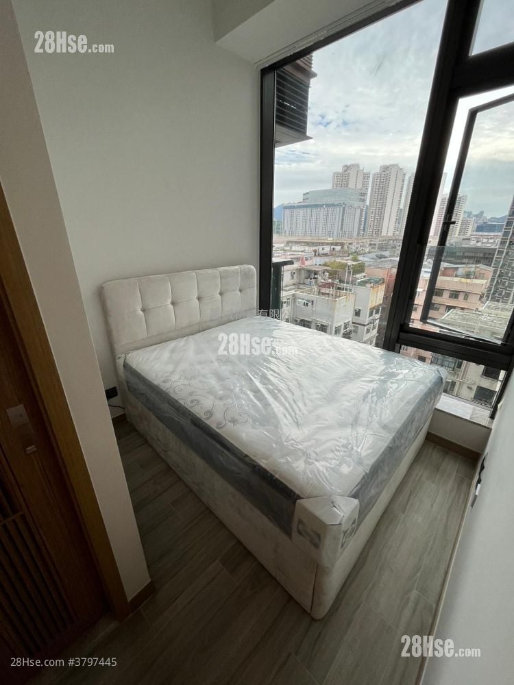 The Vantage Sell 1 Bedroom , 1 Bathroom 276 ft²