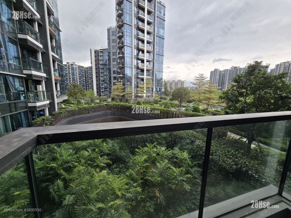 View: Silicon Hill Rental 2 Bedrooms , 1 Bathroom 409 ft²
