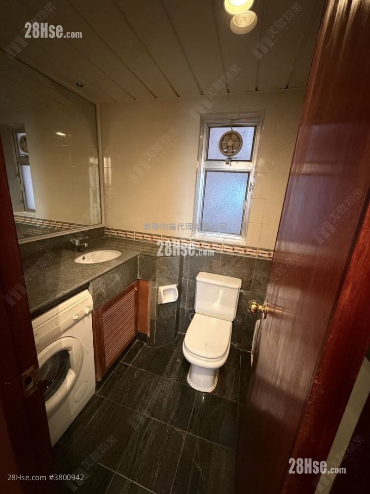 愉景新城 售盘 2 房 493 平方尺