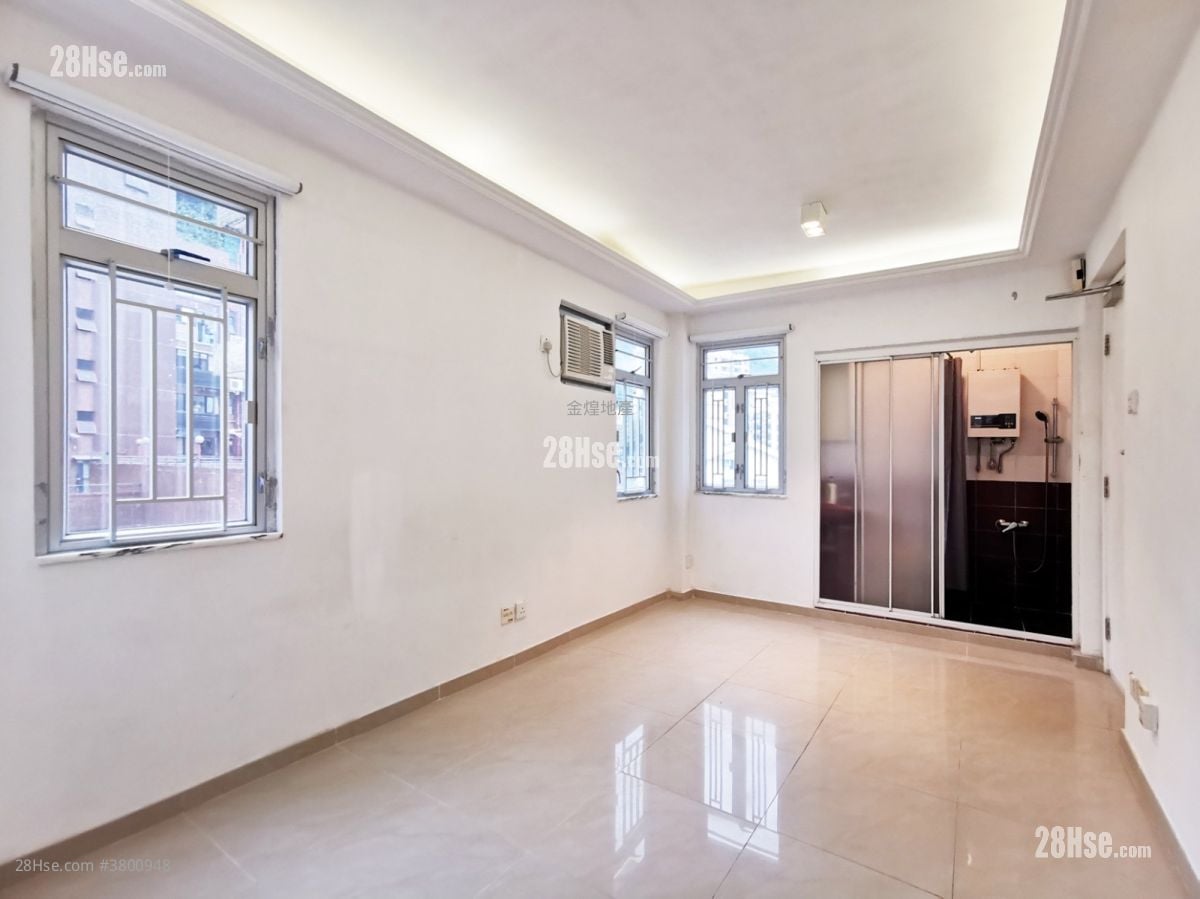 万俊花园 售盘 203 平方尺