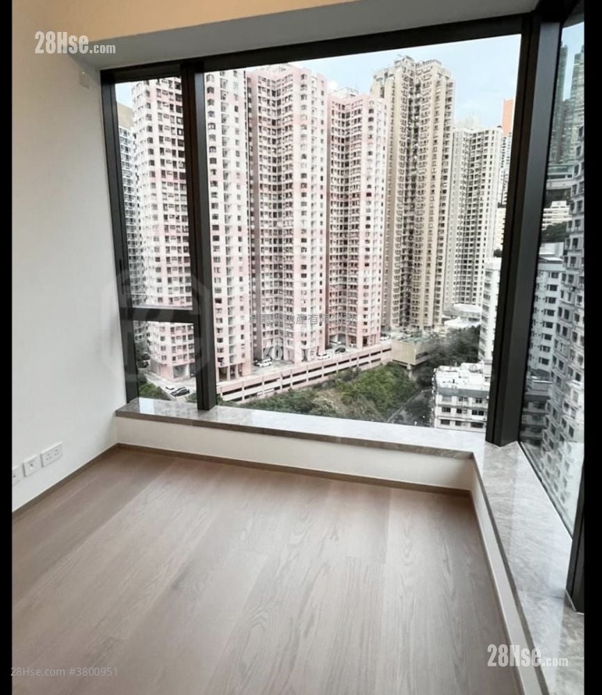 101 Kings Road Rental 3 Bedrooms , 1 Bathroom 568 ft²