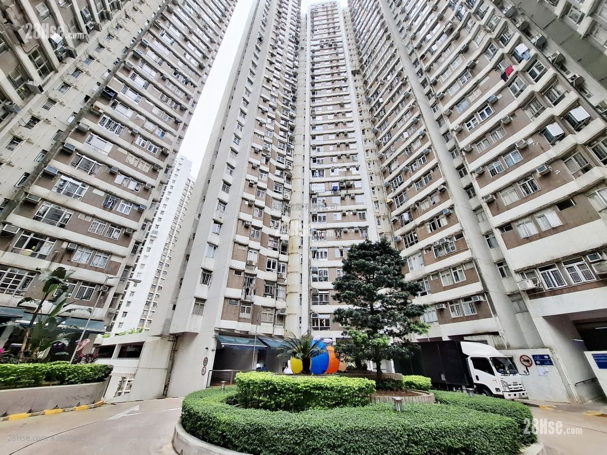 Neptune Terrace Sell 2 Bedrooms , 1 Bathroom 593 ft²