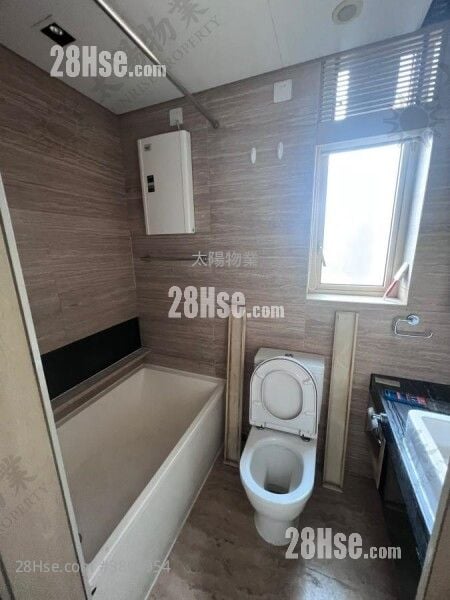 海逸豪园 售盘 2 房 592 平方尺