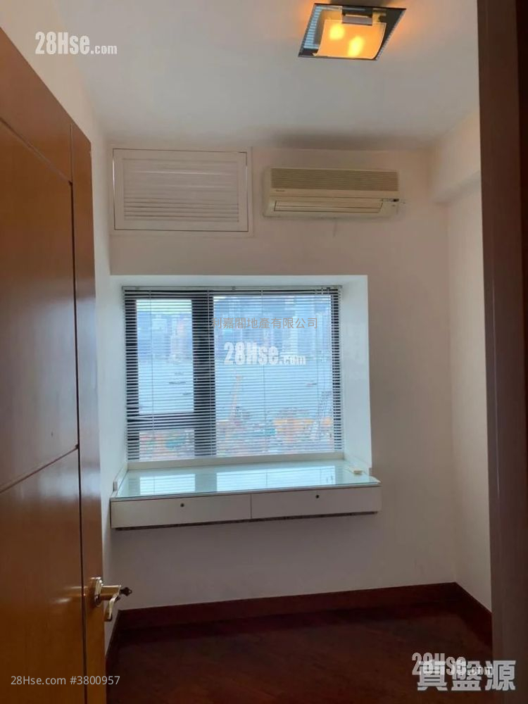 凯旋门 售盘 3 房 , 3 浴室 846 平方尺