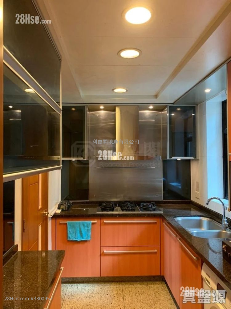 凯旋门 售盘 3 房 , 3 浴室 846 平方尺