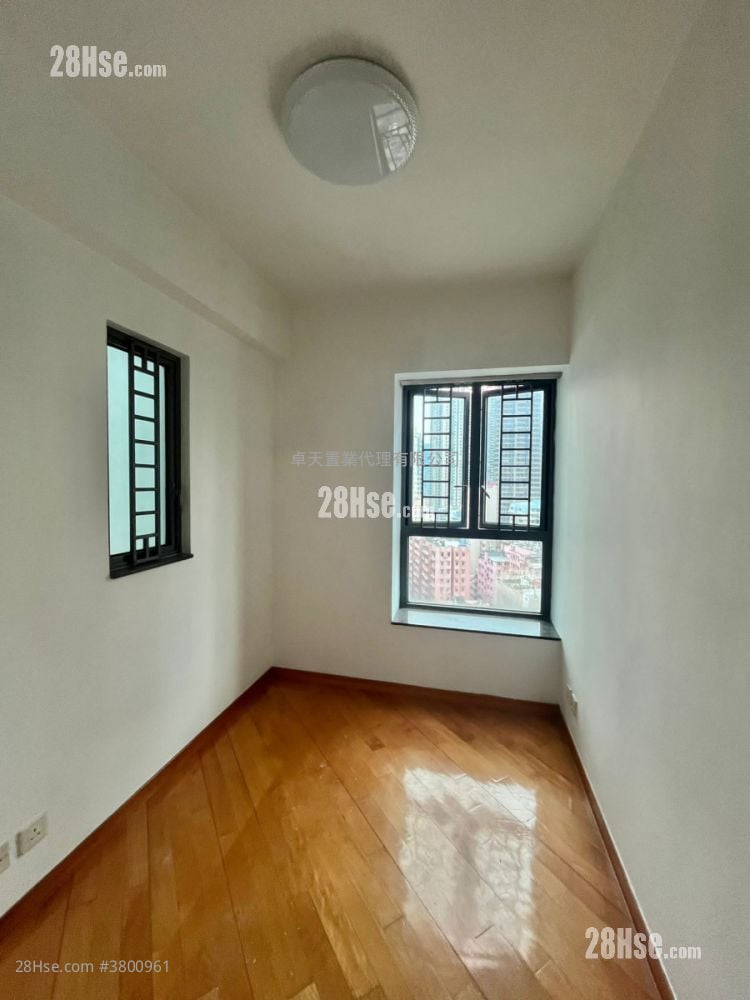 No. 18 Farm Road Sell 3 Bedrooms , 1 Bathroom 562 ft²