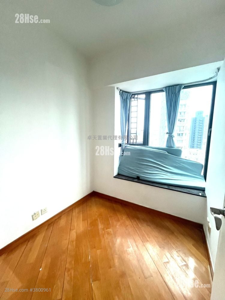 No. 18 Farm Road Sell 3 Bedrooms , 1 Bathroom 562 ft²