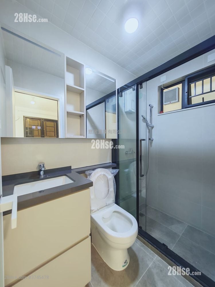 Village Rental 3 Bedrooms , 2 Bathrooms 700 ft²