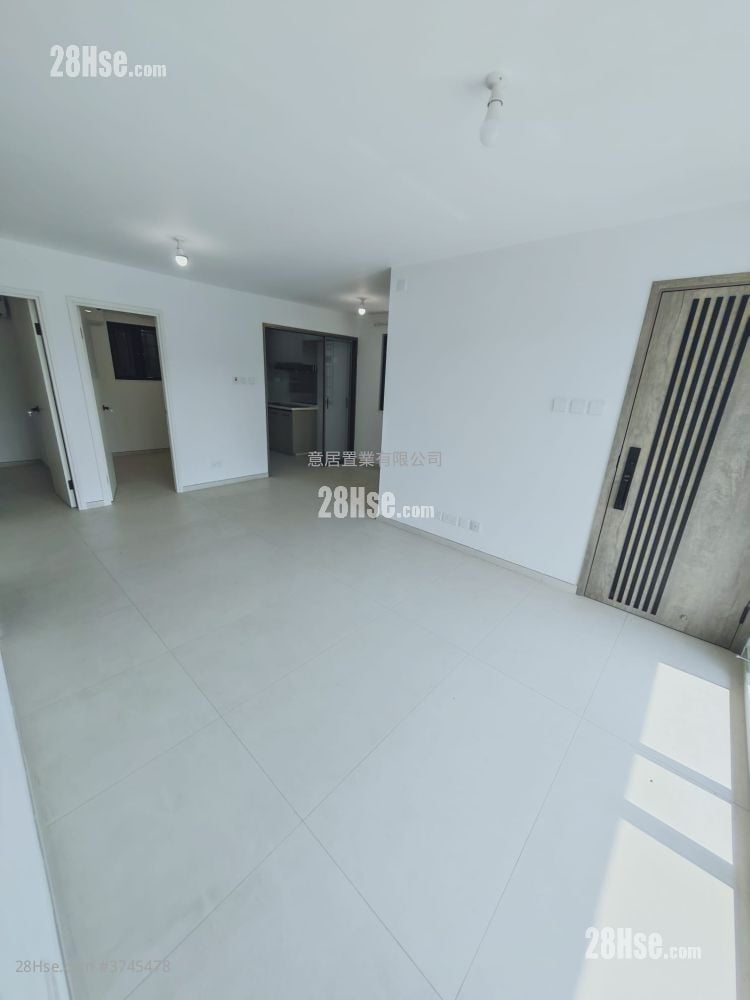 Village Rental 3 Bedrooms , 2 Bathrooms 700 ft²