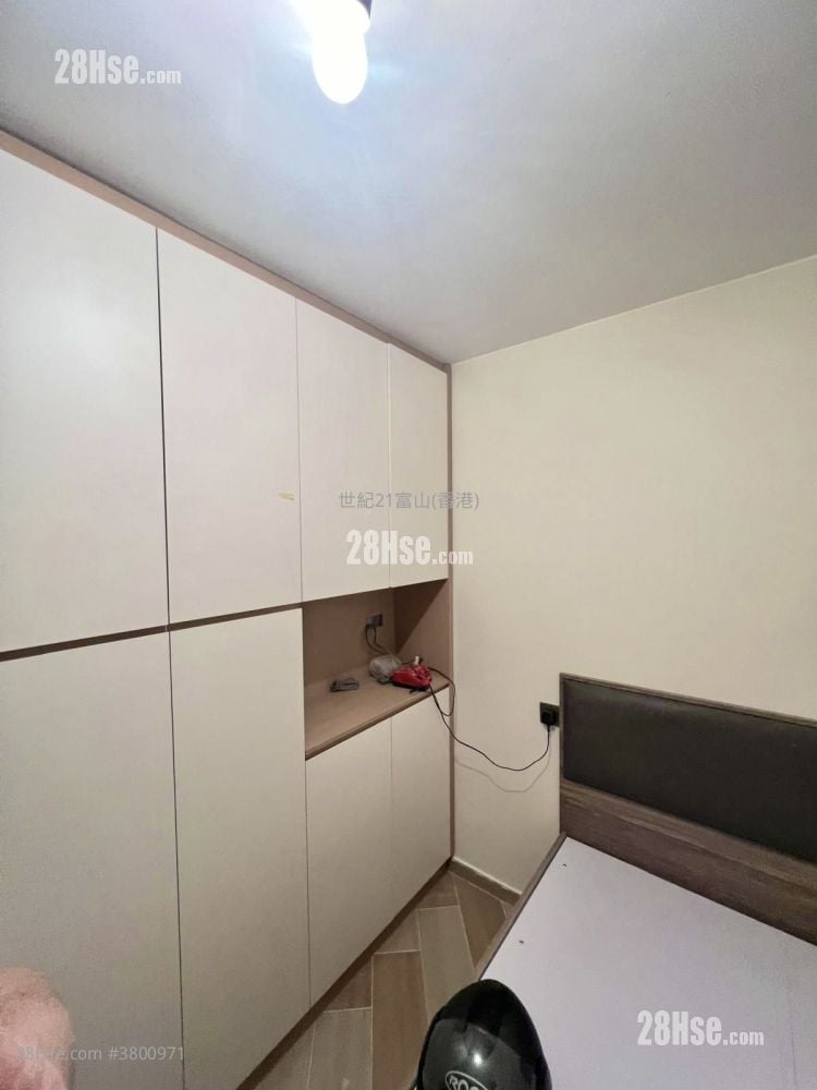 启钻苑 售盘 3 房 , 1 浴室 479 平方尺