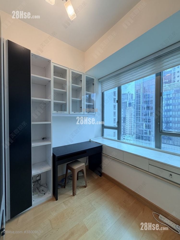 bedroom 1: No.26 Kimberley Road Rental 2 Bedrooms , 1 Bathroom 524 ft²