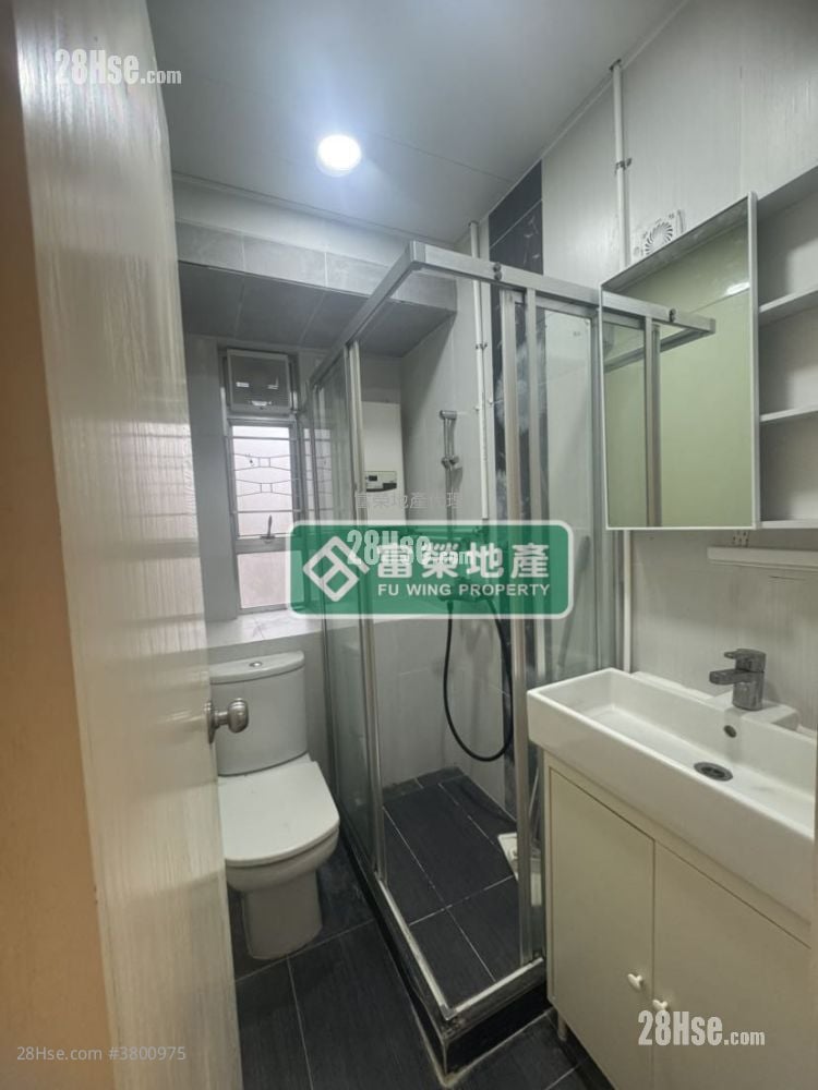 富威花园 售盘 2 房 , 1 浴室 352 平方尺