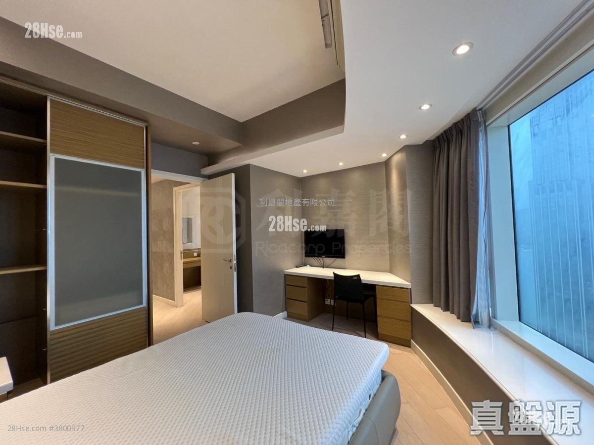 The Masterpiece Rental 1,466 ft²