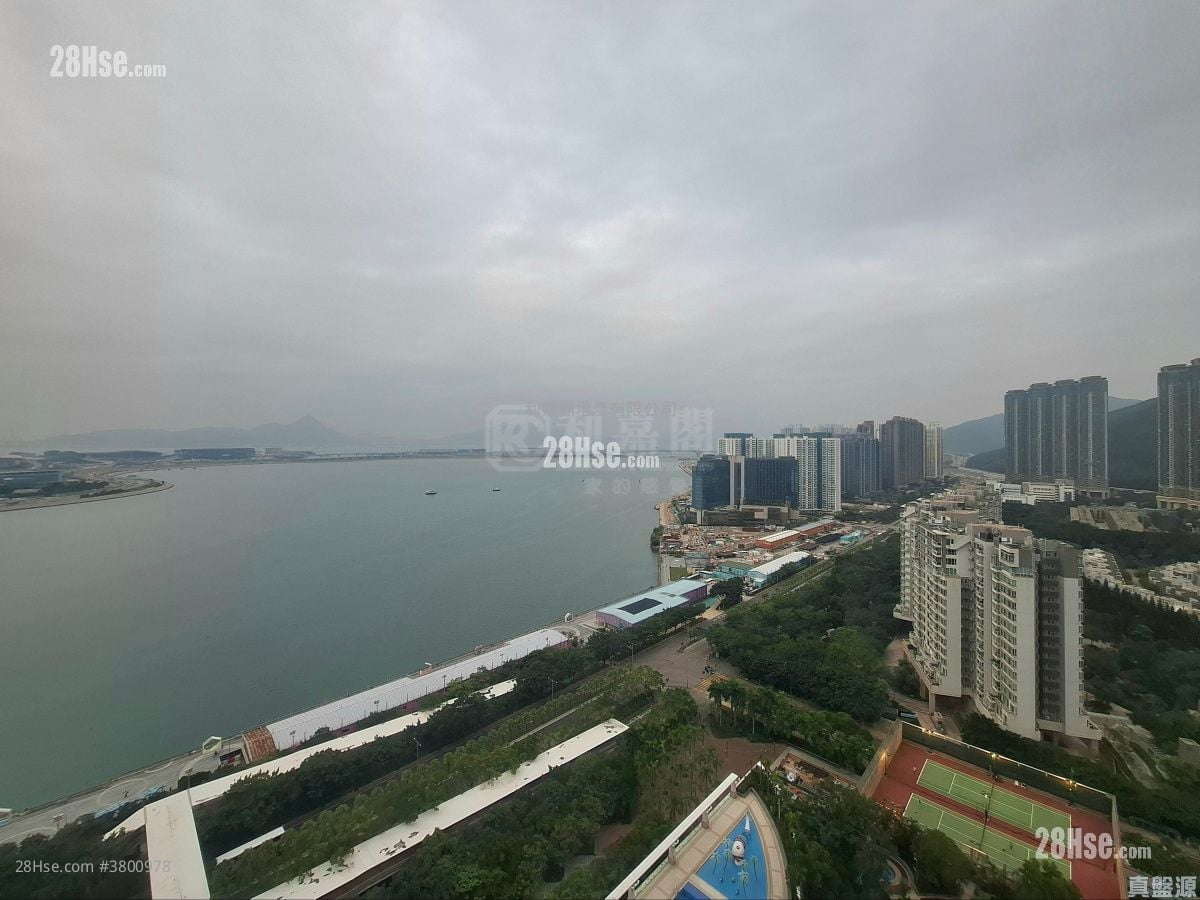 Seaview Crescent Sell 3 Bedrooms , 3 Bathrooms 854 ft²