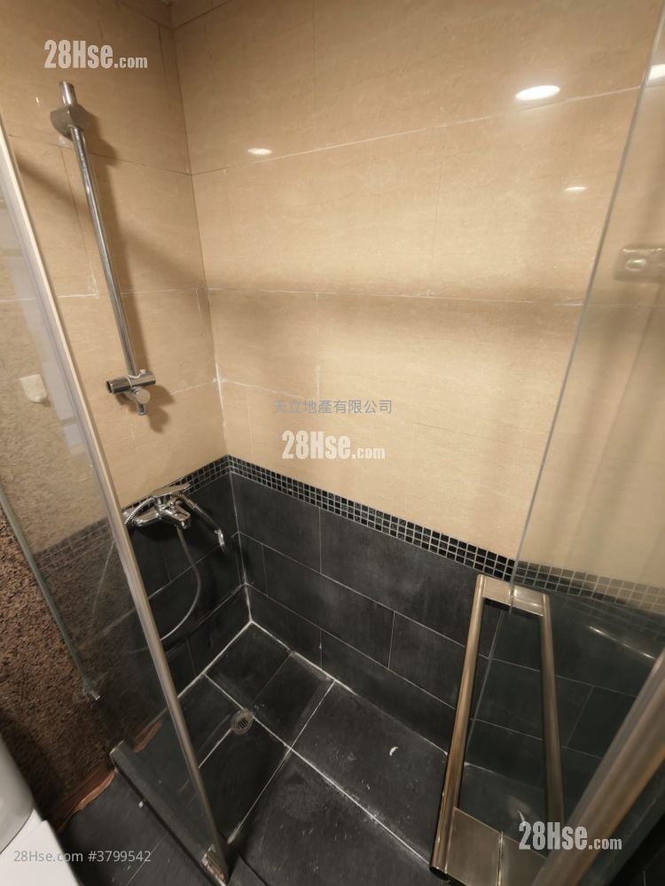 帝后华庭 租盘 2 房 , 1 浴室 478 平方尺