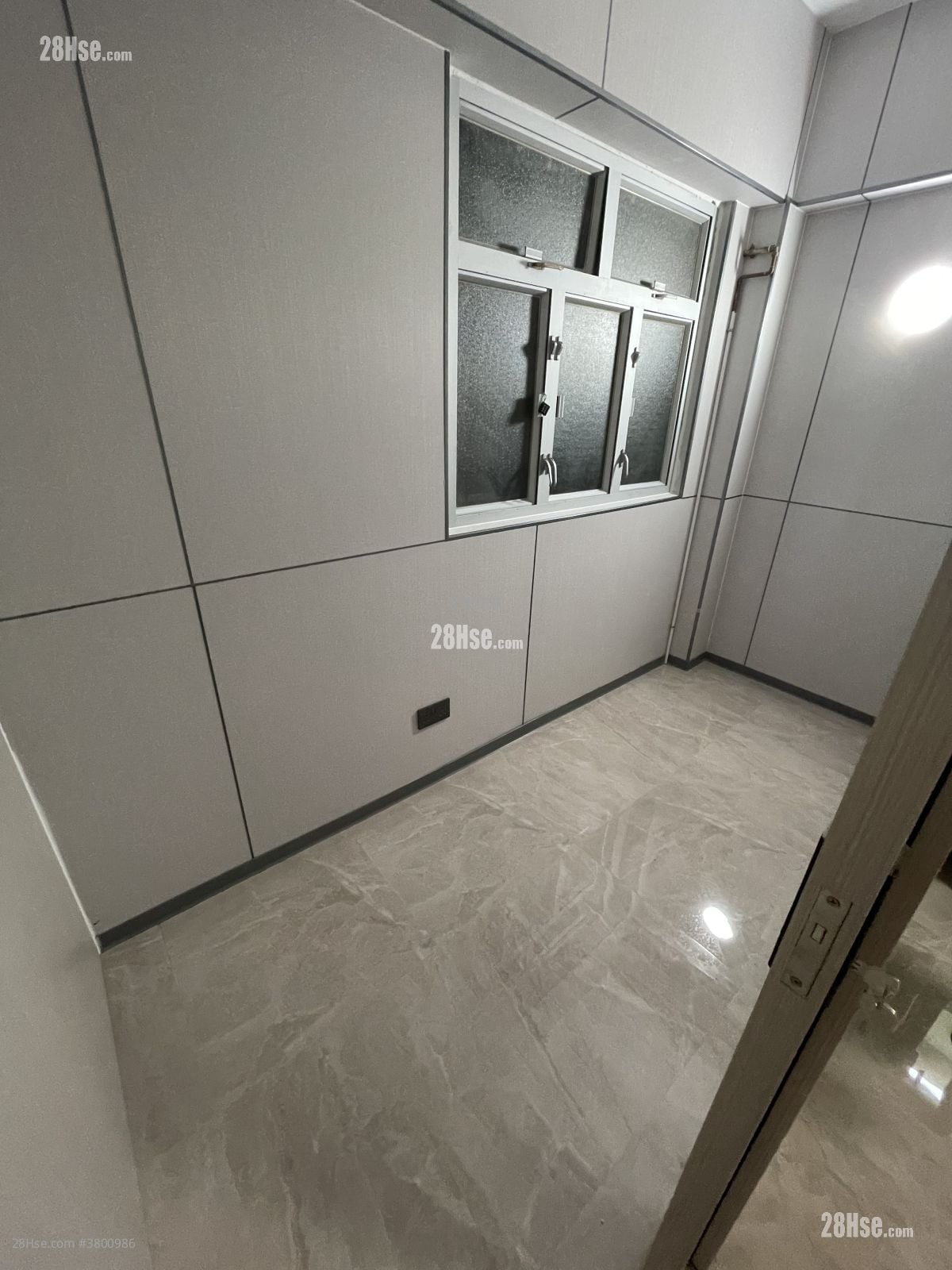 Wing Sing Building Sell 319 ft²