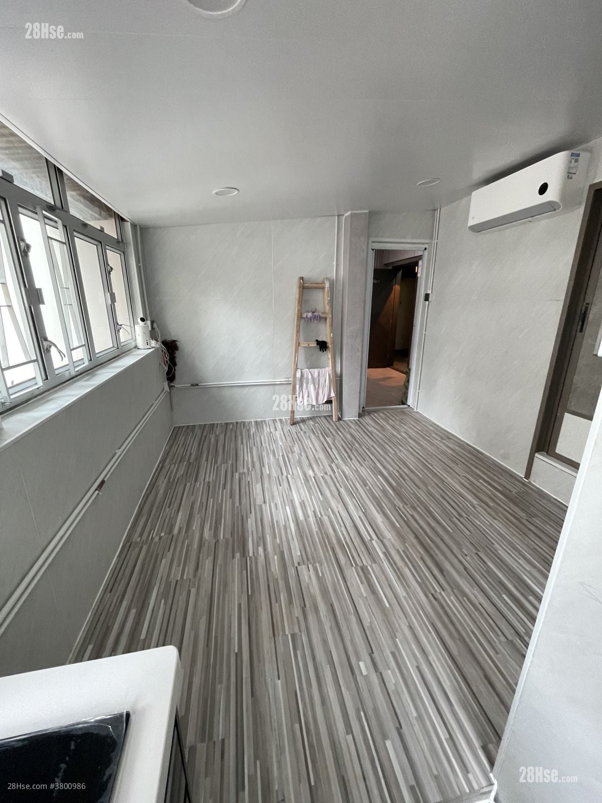 Wing Sing Building Sell 319 ft²