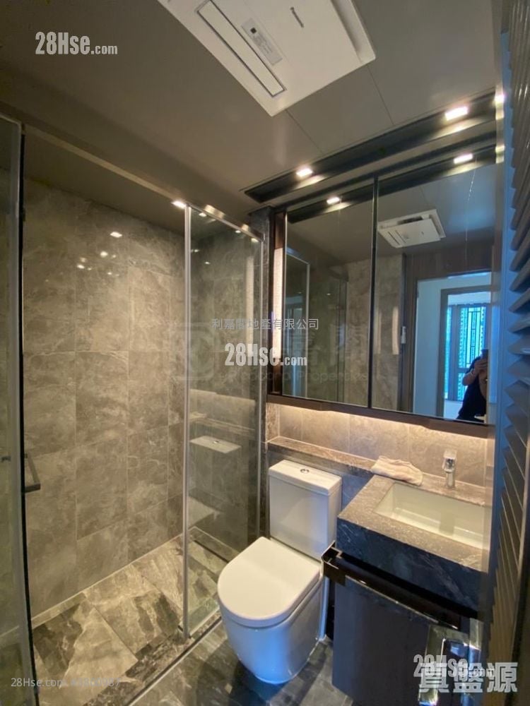 Wings At Sea Rental 2 Bedrooms , 1 Bathroom 473 ft²