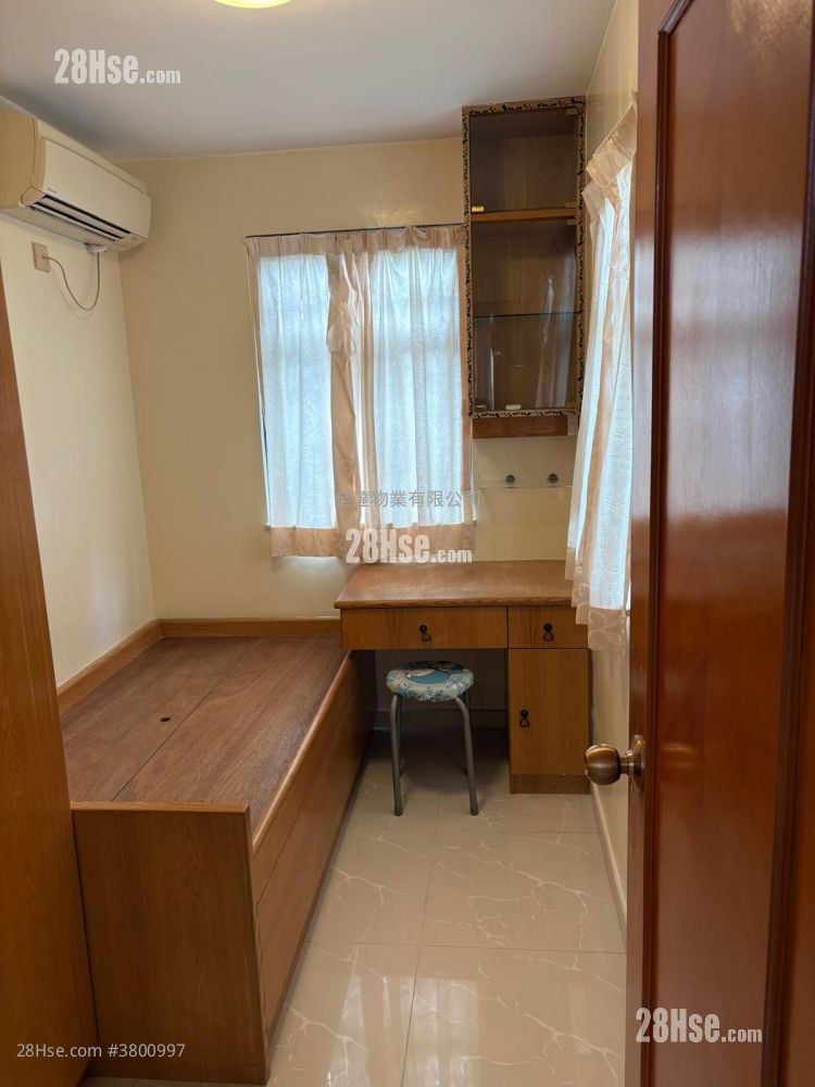 Village Rental 2 Bedrooms , 2 Bathrooms 700 ft²