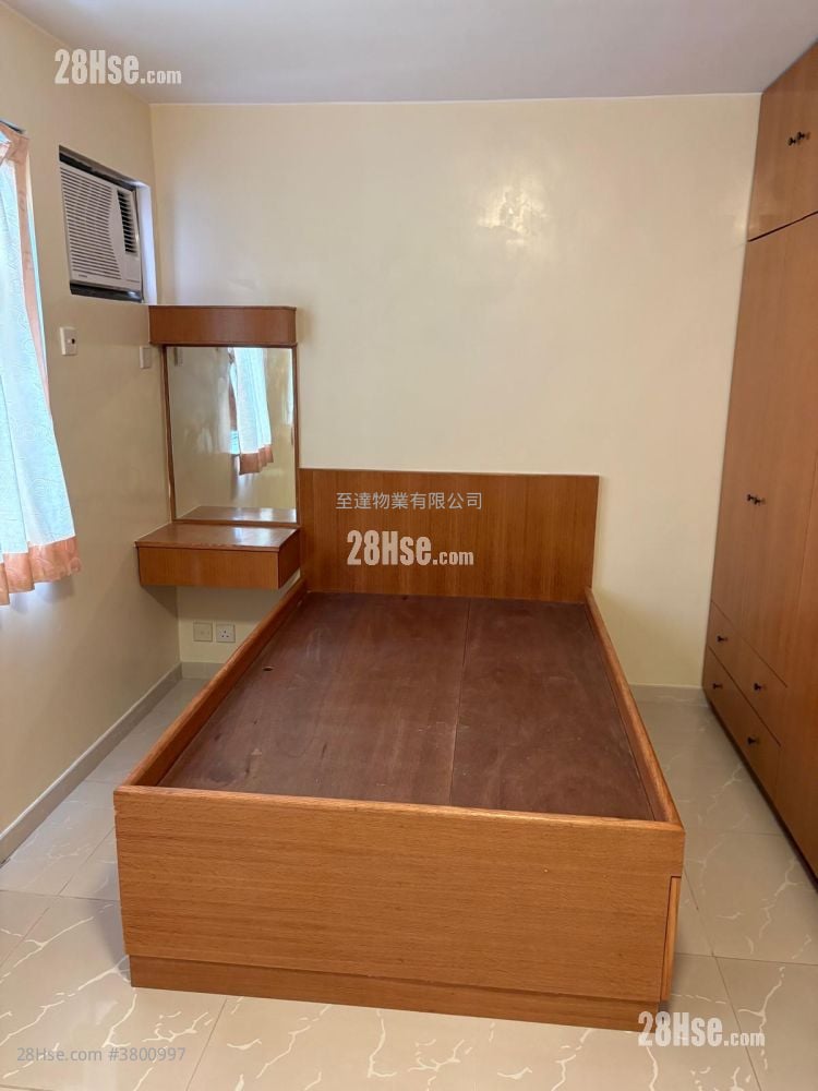 Village Rental 2 Bedrooms , 2 Bathrooms 700 ft²