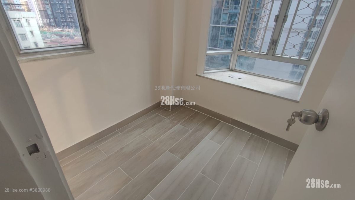 耀辉大厦 售盘 2 房 , 1 浴室 219 平方尺