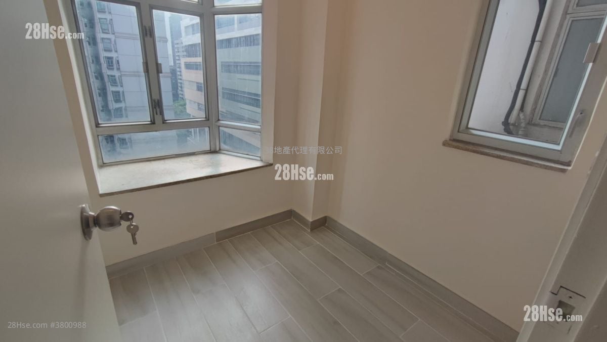 耀辉大厦 售盘 2 房 , 1 浴室 219 平方尺