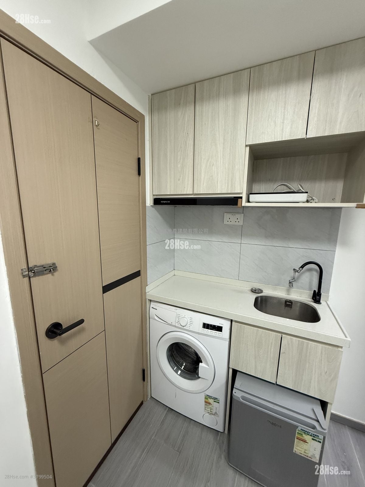 俭德大厦 租盘 1 房 150 平方尺